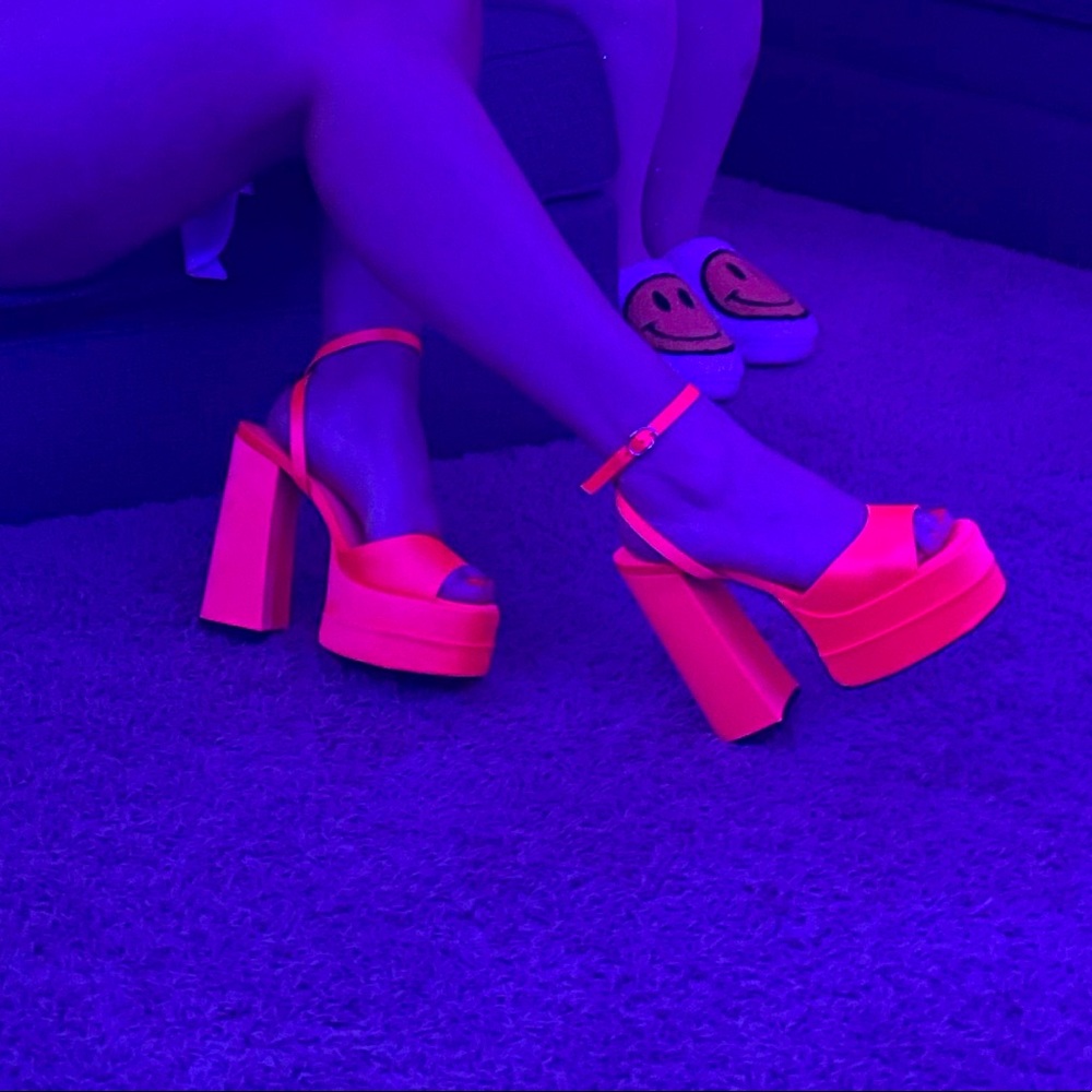 Platform Orangey Pink Satin Heels
